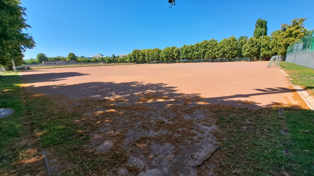Tennenplatz im Wimariastadion