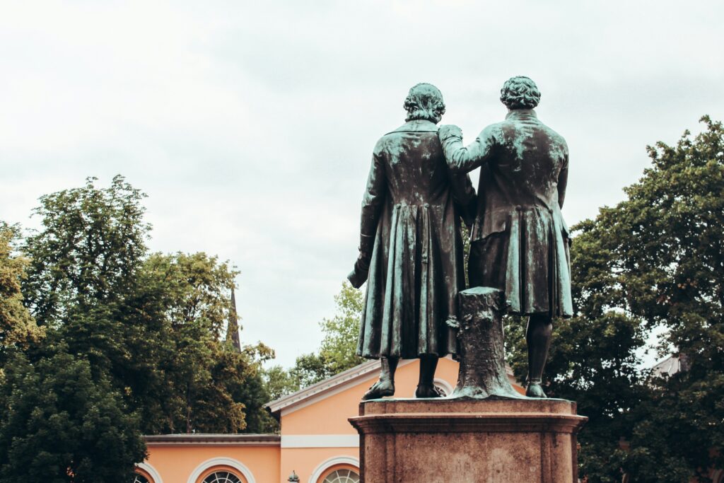 Statue Goethe und Schiller in Weimar