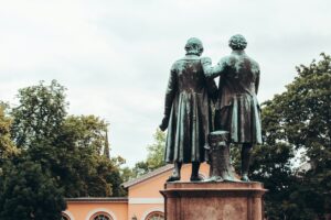 Statue Goethe und Schiller in Weimar